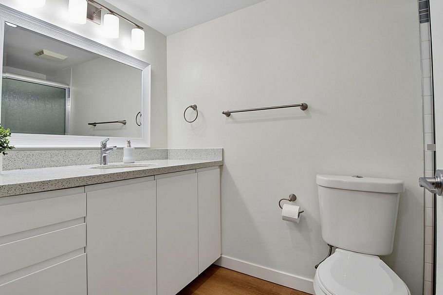 330 1844 W 7th Avenue Vancouver, BC - 20
