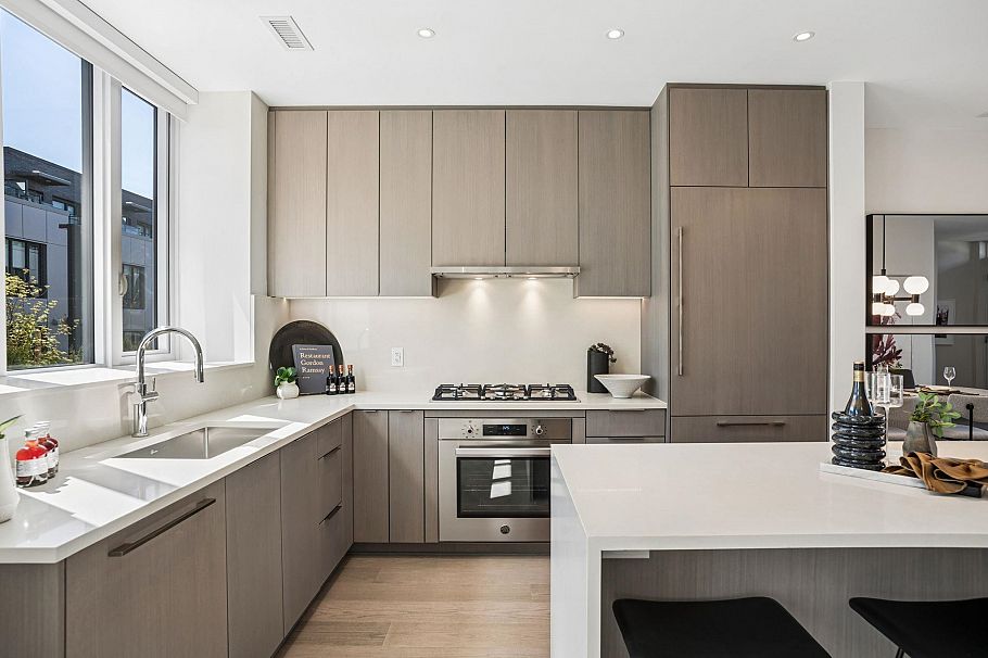1 6138 Birney Avenue Vancouver, BC - 14