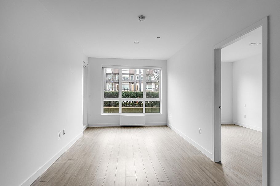 102 747 E 3rd Street North Vancouver, BC - 19