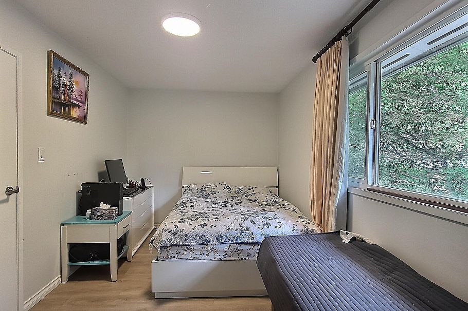 6878 Arlington Street Vancouver, BC - 12