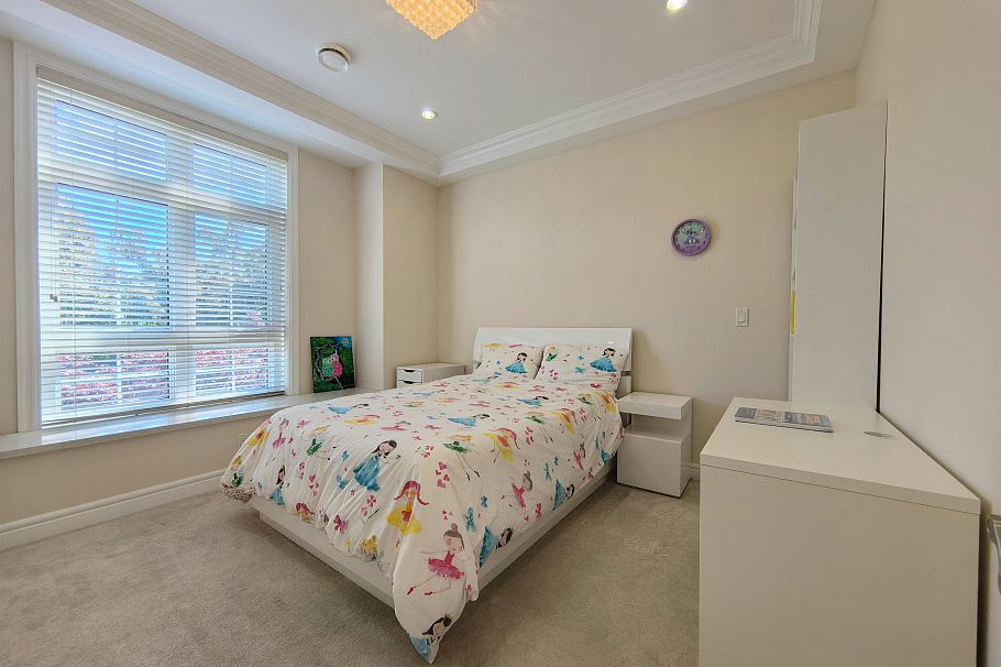 3575 W 23rd Avenue Vancouver, BC - 22