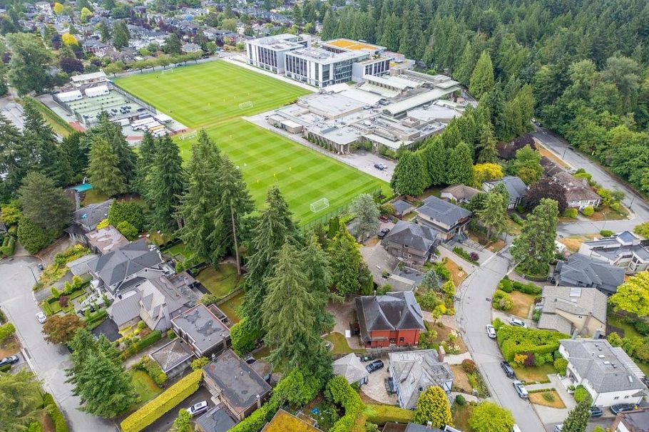 4290 Kevin Place Vancouver, BC - 4