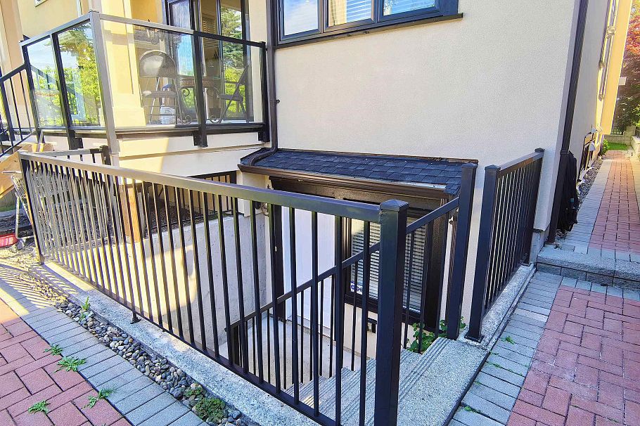 3575 W 23rd Avenue Vancouver, BC - 31