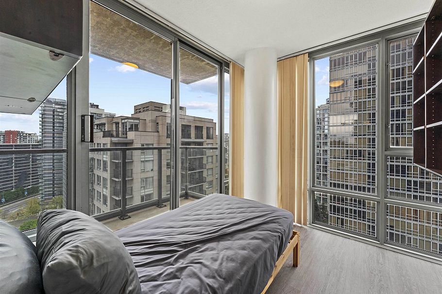2102 930 Cambie Street Vancouver, BC - 17