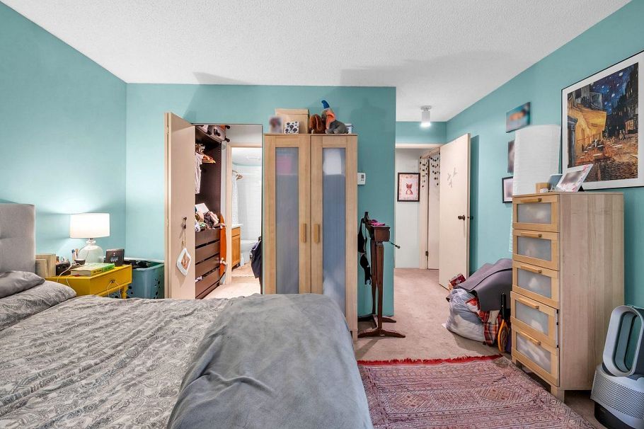 1330 W 7th Avenue Vancouver, BC - 8