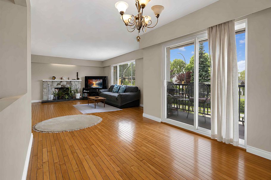 1020 E King Edward Avenue Vancouver, BC - 12
