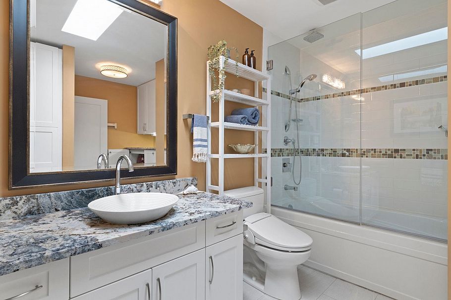 304 1777 W 13th Avenue Vancouver, BC - 24