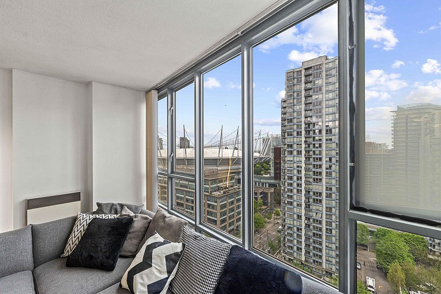 2102 930 Cambie Street Vancouver, BC - 20