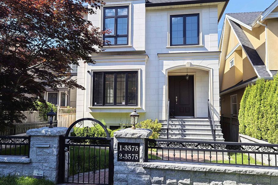 3575 W 23rd Avenue Vancouver, BC - 1