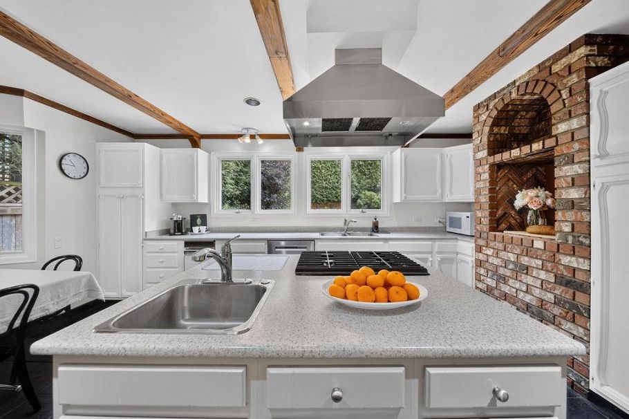 4290 Kevin Place Vancouver, BC - 14