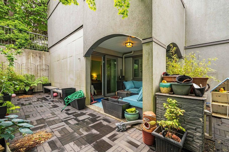 1330 W 7th Avenue Vancouver, BC - 4