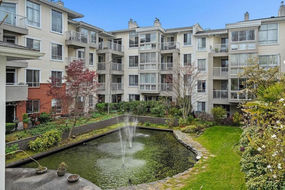 409 360 E 36 Avenue Vancouver, BC - 2