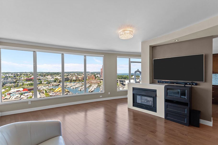 2302 1500 Howe Street Vancouver, BC - 2