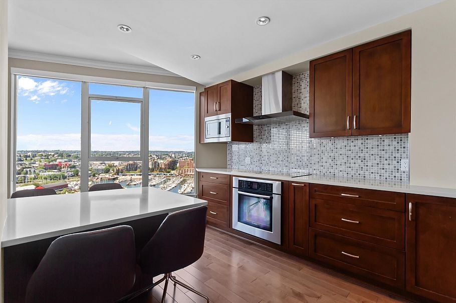 2302 1500 Howe Street Vancouver, BC - 8