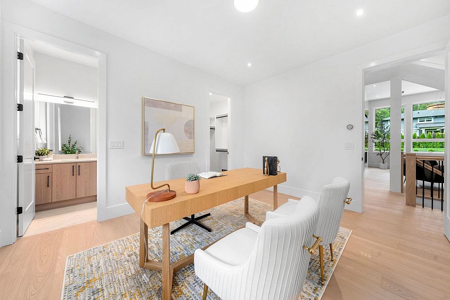 944 Clements Avenue North Vancouver, BC - 28