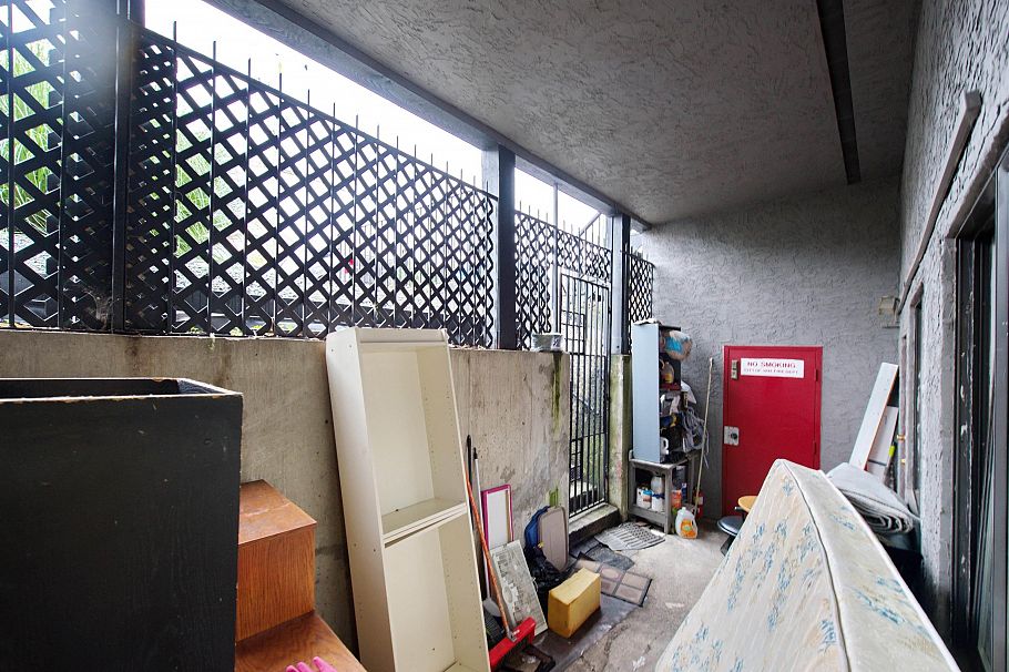 2 862 E Broadway Vancouver, BC - 9