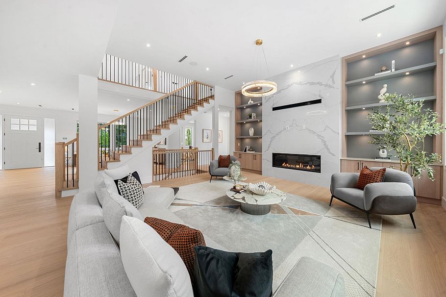944 Clements Avenue North Vancouver, BC - 17