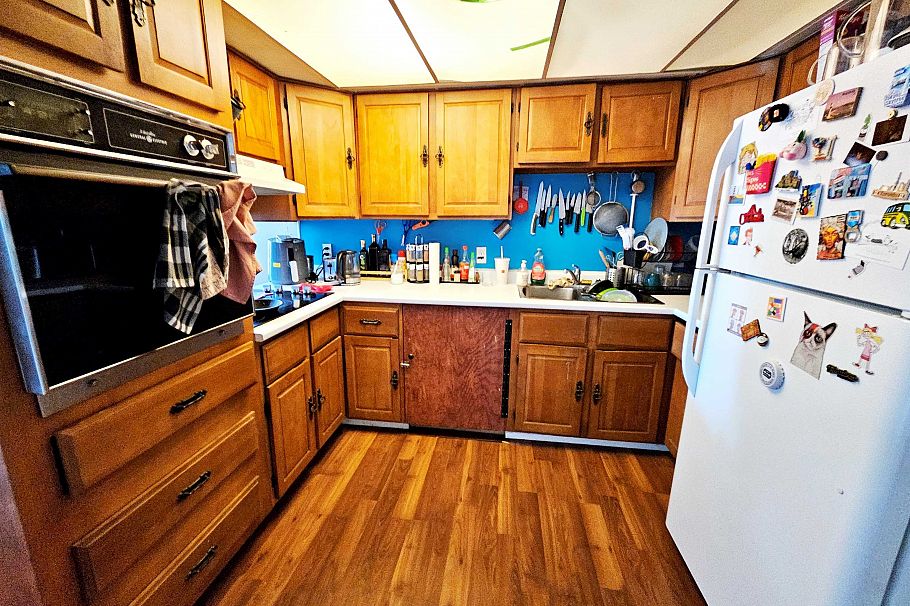 1244 E 8th Avenue Vancouver, BC - 25