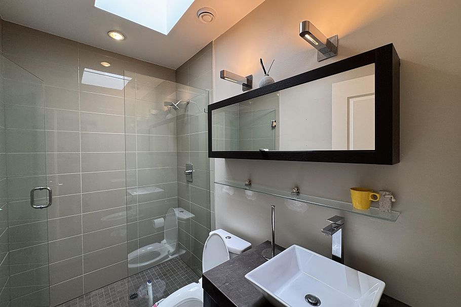 1028 W 58th Avenue Vancouver, BC - 11