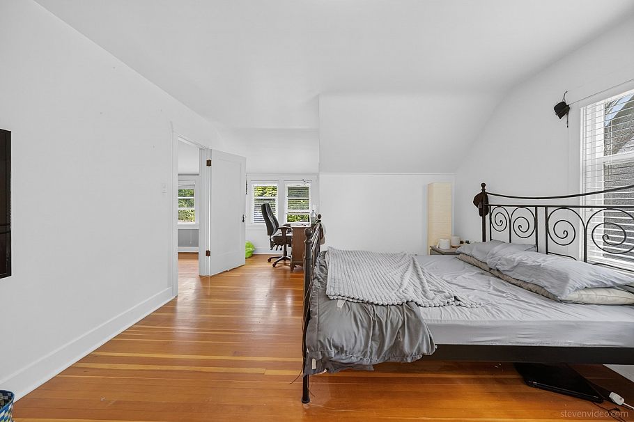 3884 W 20th Avenue Vancouver, BC - 30