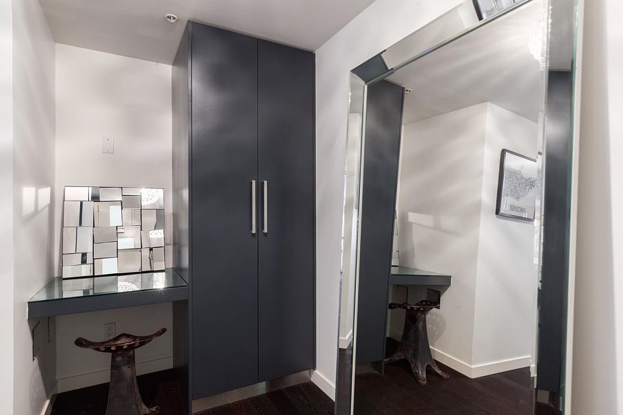 203 370 Carrall Street Vancouver, BC - 12