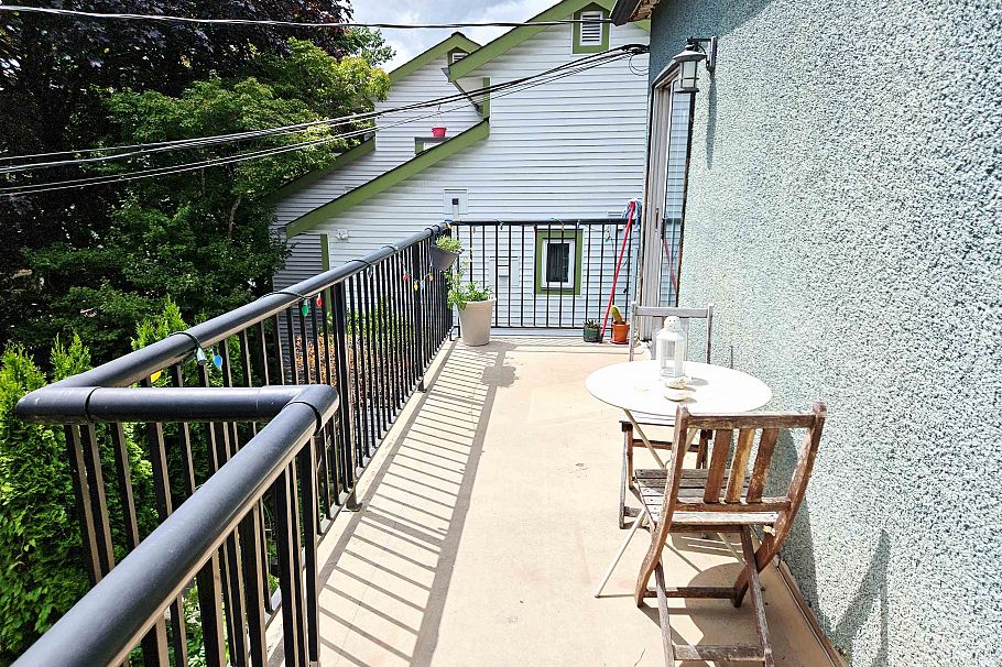 1244 E 8th Avenue Vancouver, BC - 29