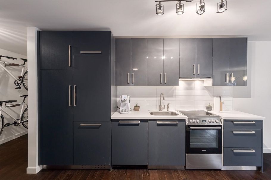 203 370 Carrall Street Vancouver, BC - 9