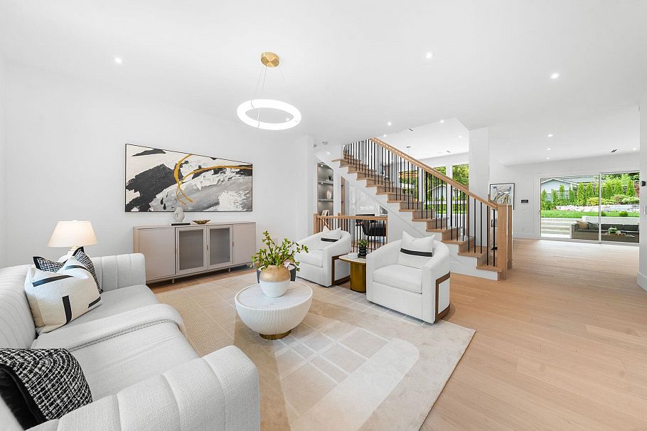 944 Clements Avenue North Vancouver, BC - 11