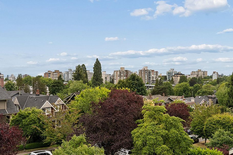 2011 W 36th Avenue Vancouver, BC - 37