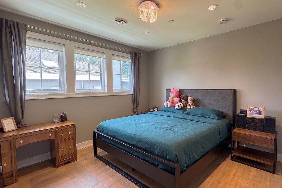 1028 W 58th Avenue Vancouver, BC - 6