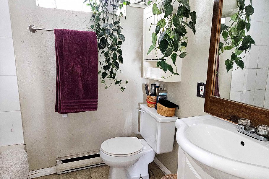 1244 E 8th Avenue Vancouver, BC - 14