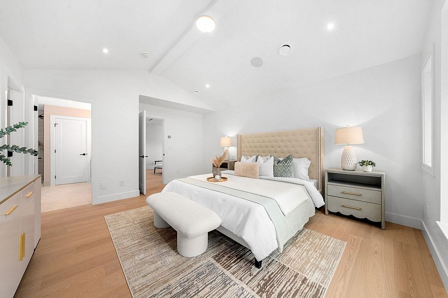 944 Clements Avenue North Vancouver, BC - 29