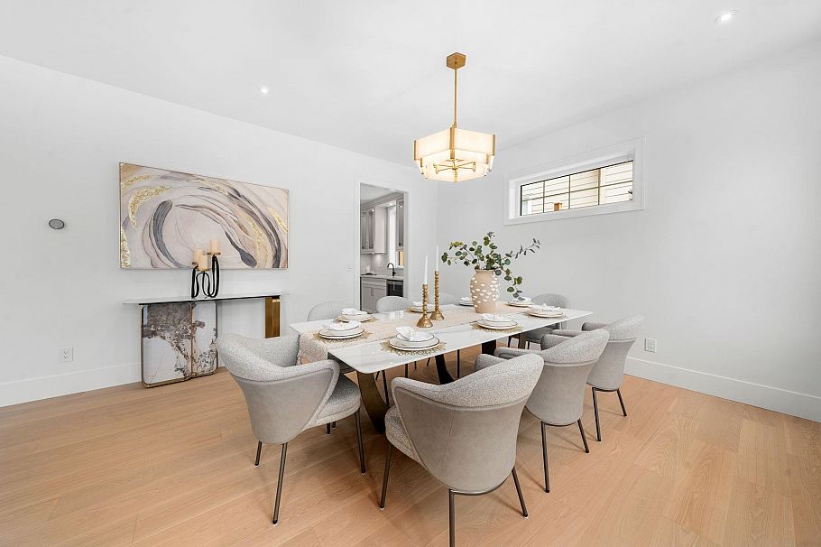 944 Clements Avenue North Vancouver, BC - 14