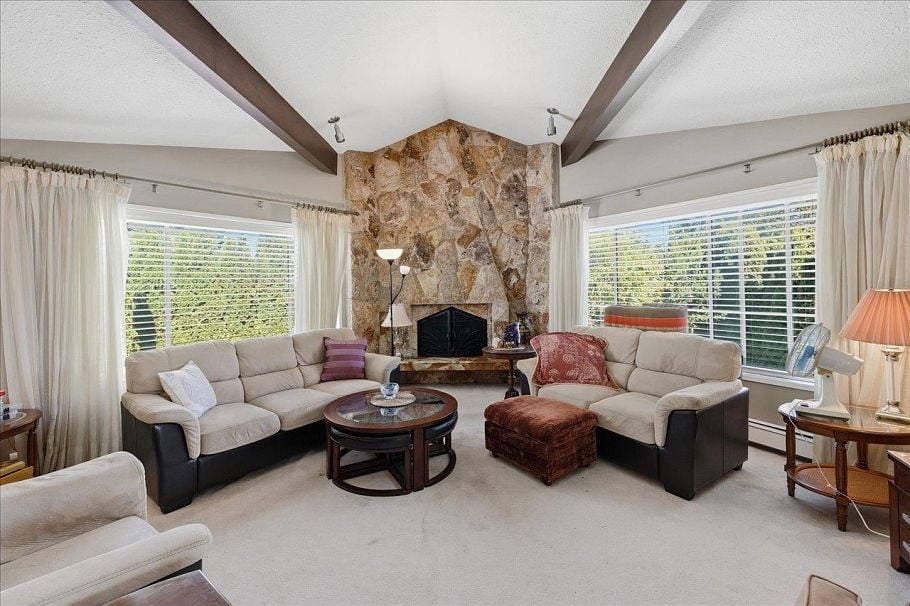 2095 E 31st Avenue Vancouver, BC - 2