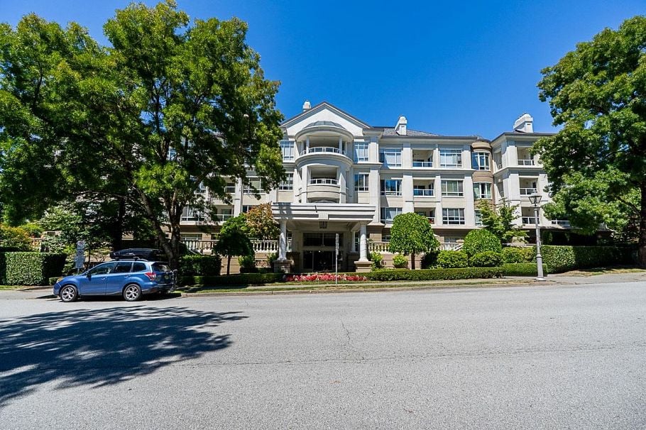 405 5735 Hampton Place Vancouver, BC - 3