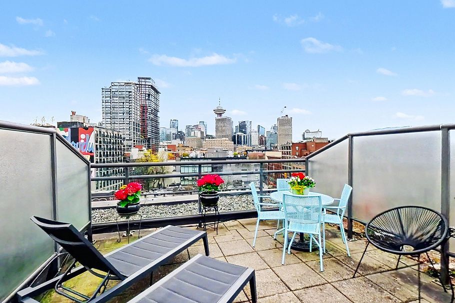 501 28 Powell Street Vancouver, BC - 18