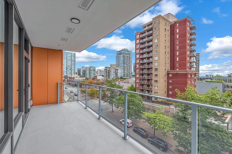 506 128 W 15th Street North Vancouver, BC - 26