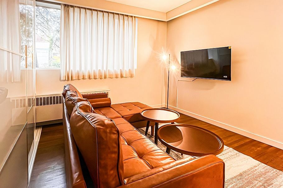 002 1925 NELSONSTREET, Vancouver BC V6G 1K9 Vancouver, BC - 2