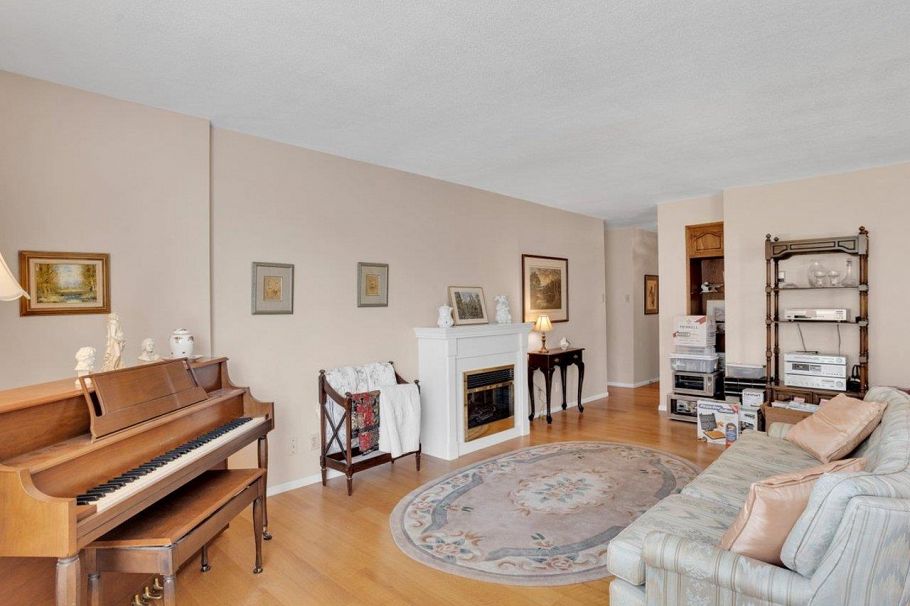 206 2140 Briar Avenue Vancouver, BC - 18