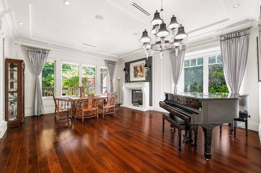 1168 W 37th Avenue Vancouver, BC - 4