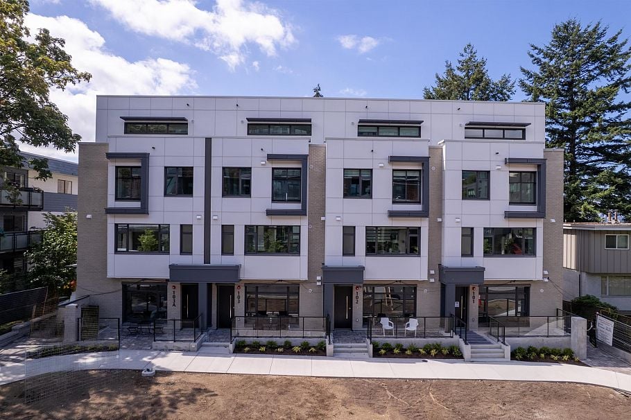 103A 433 E 3rd Street North Vancouver, BC - 2