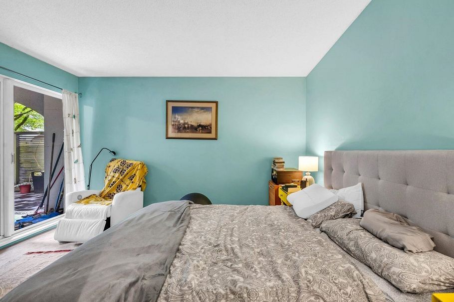 1330 W 7th Avenue Vancouver, BC - 8