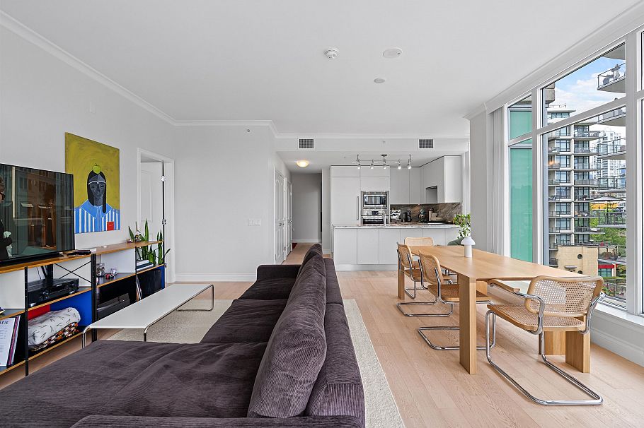 609 185 Victory Ship Way North Vancouver, BC - 4