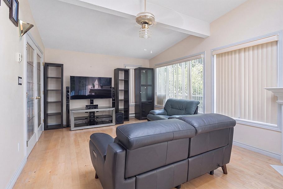 3099 Dryden Way North Vancouver, BC - 6