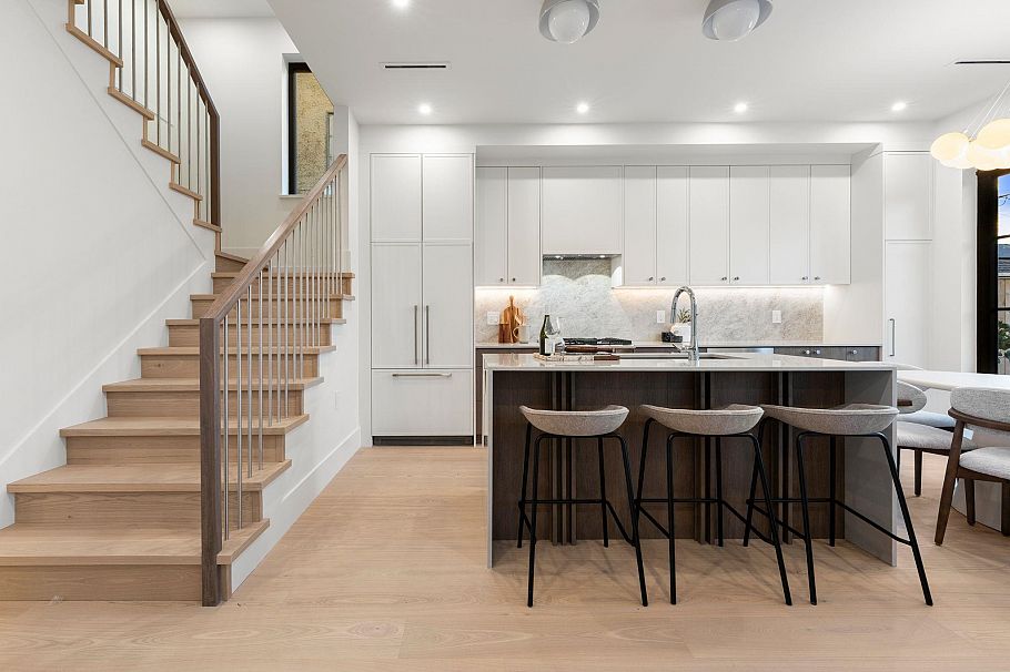 2 2735 Eton Street Vancouver, BC - 3