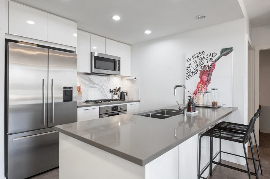 601 3281 E Kent Avenue North Vancouver, BC - 11