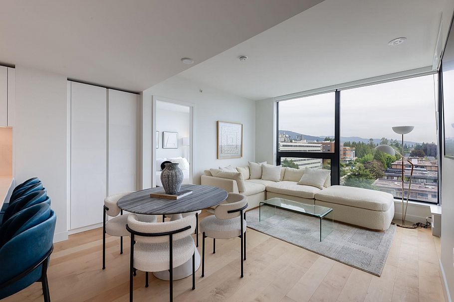 901 135 E 13th Street North Vancouver, BC - 4