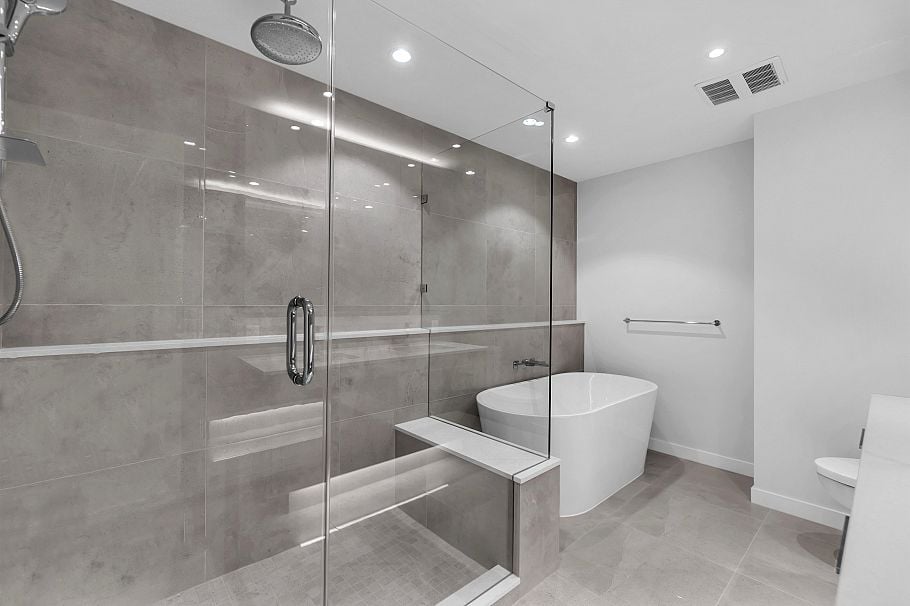 506 128 W 15th Street North Vancouver, BC - 19