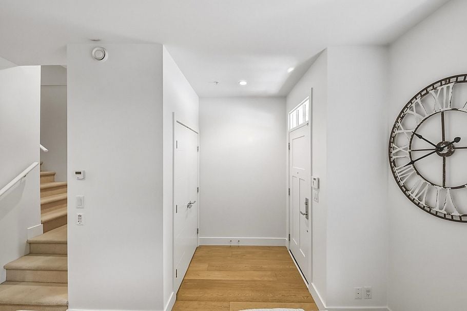 14 1133 Ridgewood Drive North Vancouver, BC - 10