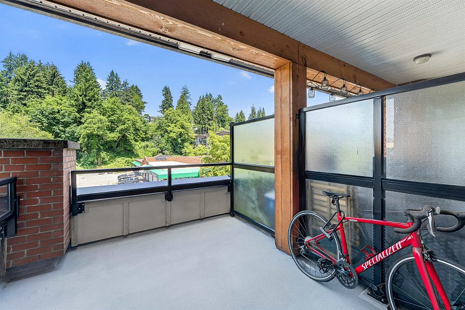 305 1177 Marine Drive North Vancouver, BC - 17